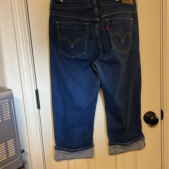 Levi’s 515 capris - Picture 3 of 3